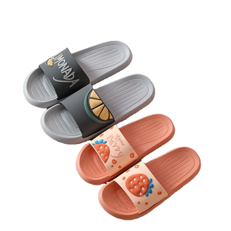 

Summer new couple household slippers fashion wear reflective women's indoor antiskid bathroom sandals OEM customization
