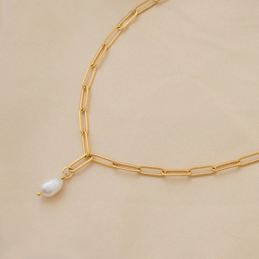 

Dainty Freshwater Pearl Pendant Necklace for Women 18k Gold Filled Paperclip Chain Choker Necklace Bridesmaids Gift