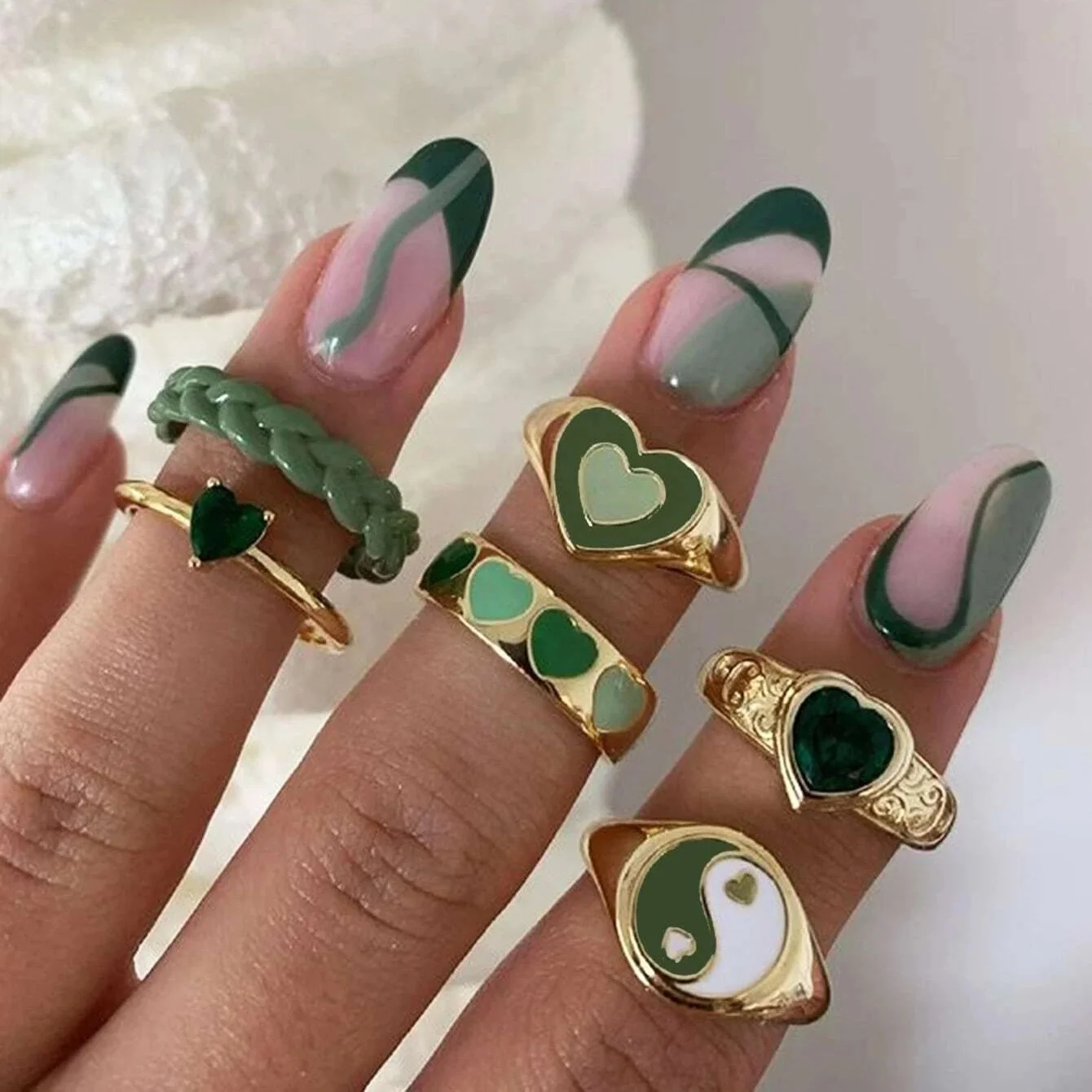 

6 PCS Set Wholesale Women Jewelry Big Gemstone Ring Fashion Charm Green Heart Ring Set, As pictures