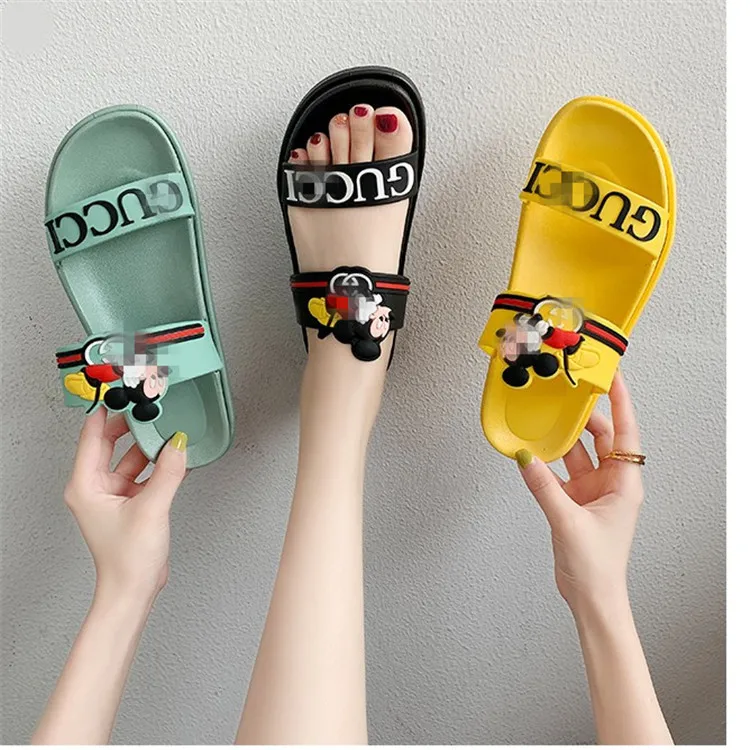 

Summer new fashion female breathable soft bottom flip-flops slippers cool ladies luxury brand leather slippers on shoes