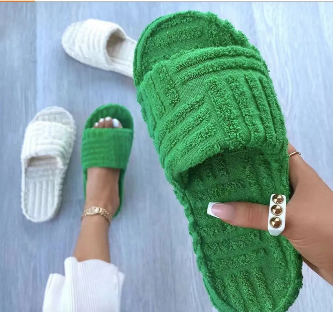 

Autumn New Arrival Fashion BV Wool Fabric Slippers Platform Heels Flatform Indoor Outdoor Women Slide Slippers