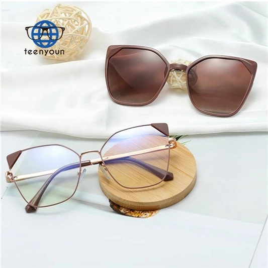 

Teenyoun Double Use Outdoor Anti Blue Ray Eyewear Classic Retro Cat Eye Magnetic Clip On 2 In 1 Sunglasses 2023 New Eyeglasses