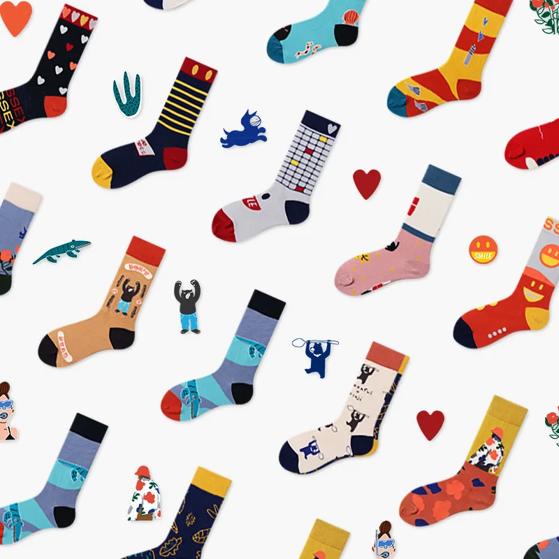 

XIANGHUI Wholesale Custom Unisex Funny Dress Smile Face Embroidered Fashion Jacquard Cotton Tube Happy Socks