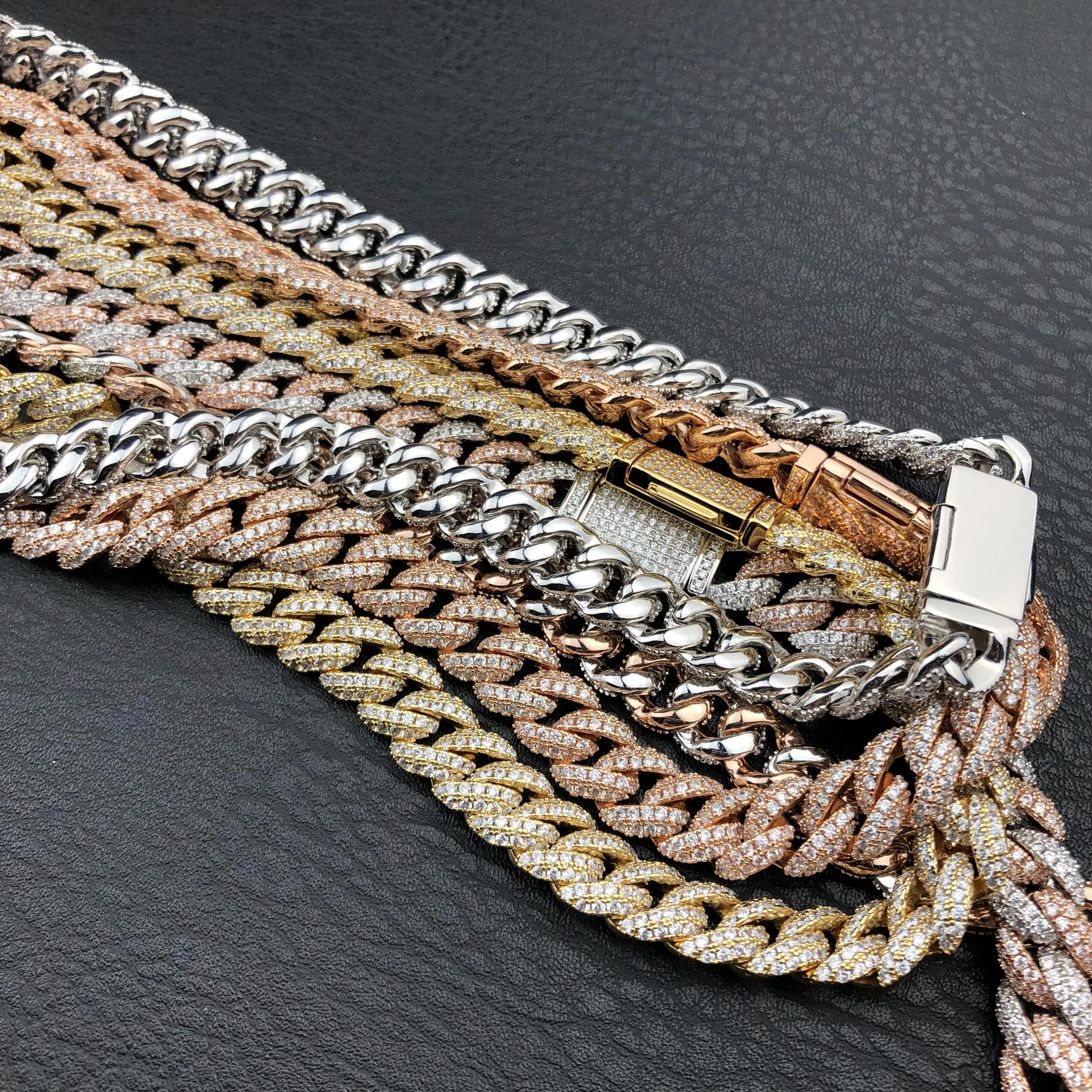 

10mm cuban Link Chain in yellow gold and white gold