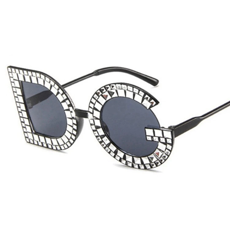 

2022 New Personality Letter Glasses DG Diamond Fashion Made In China Trendy Mirror Letter Sunglasses Custom Logo, Picture shows