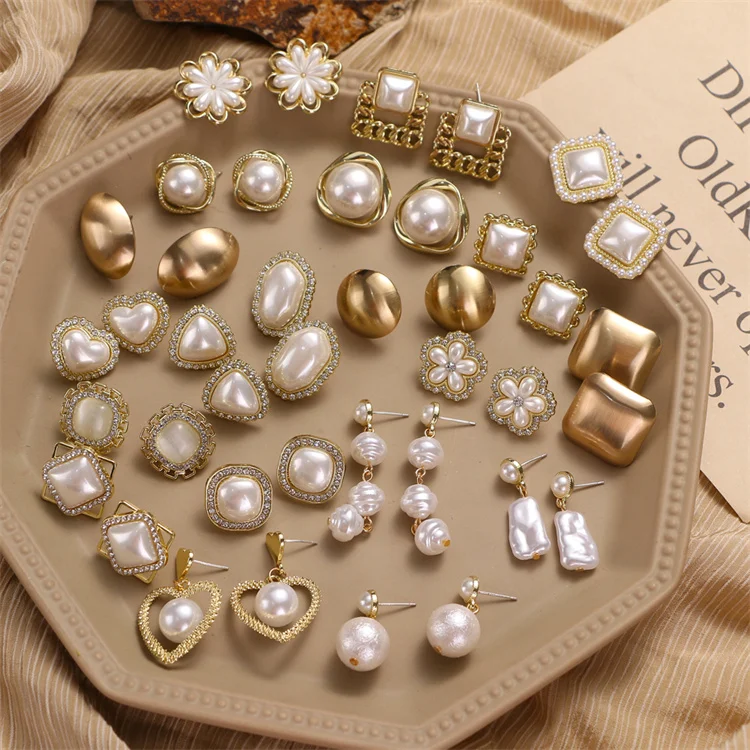 

VKME Hot Selling Pearls Stud Earrings For Women Baroque irregular Gold Plated Crystal Hanging Pearl Hoop Earrings