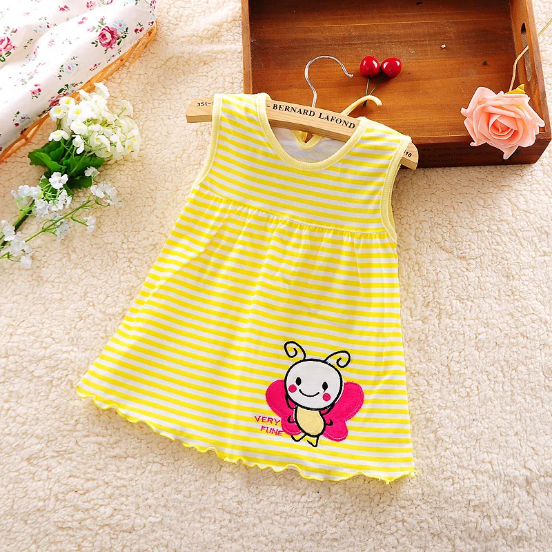

Baby girl dress is breathable and comfortable in summer, Red