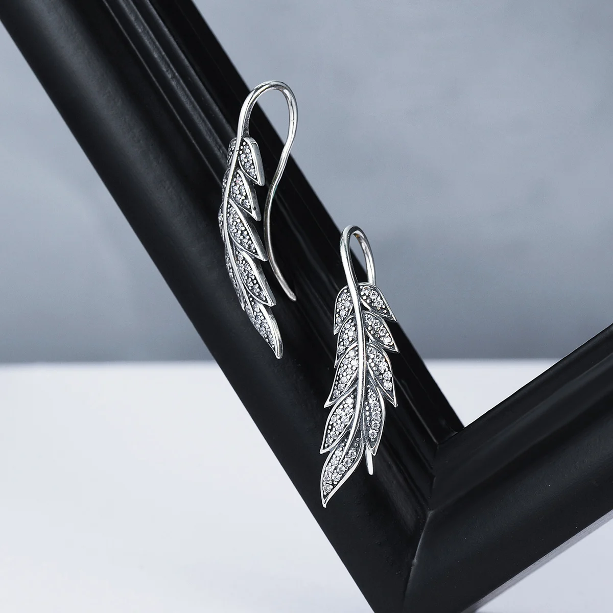 

Retro Wings Stud Earrings 925 Sterling Silver Feather Earrings