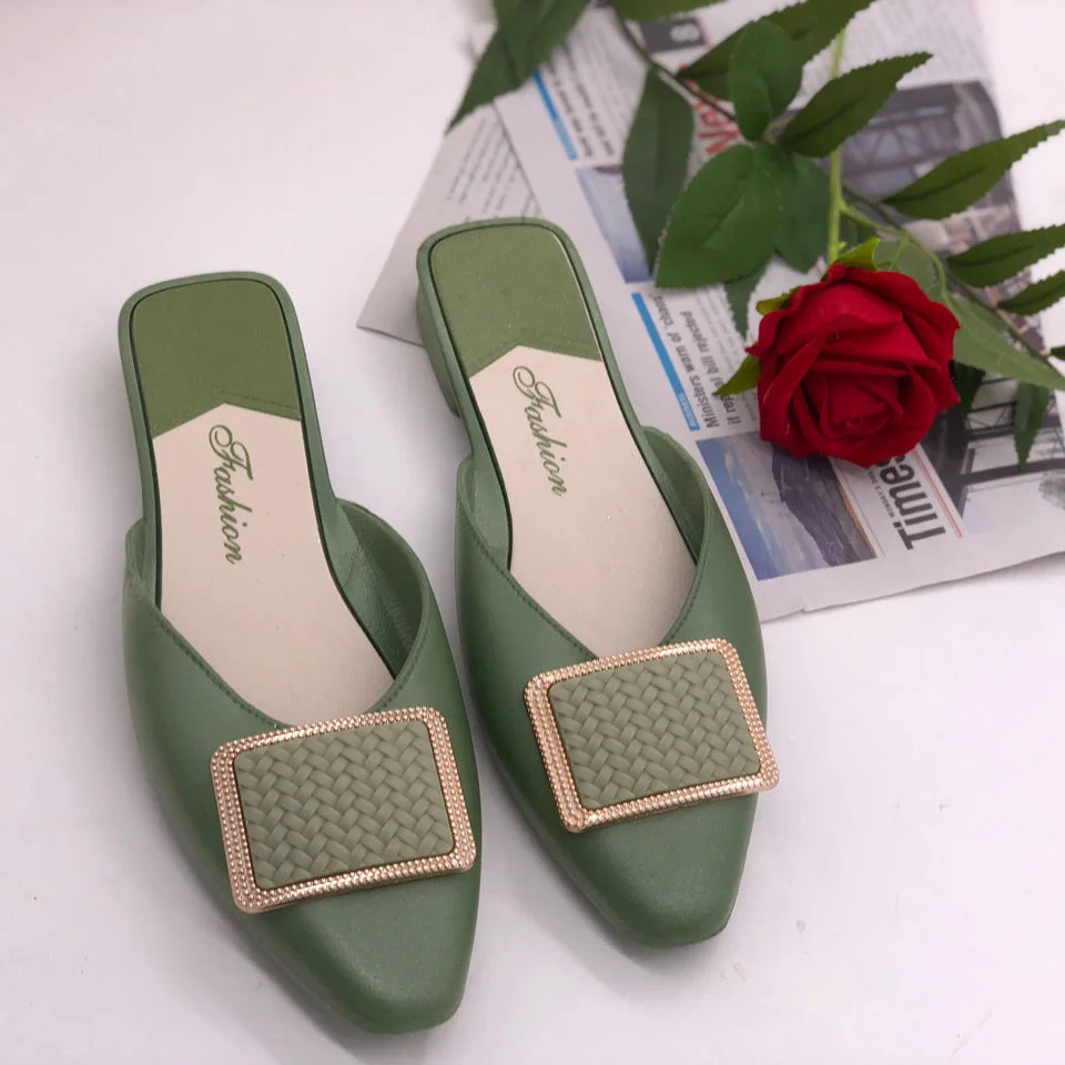 

2021 outdoor new summer fashion Non-slip low-heeled sandals
