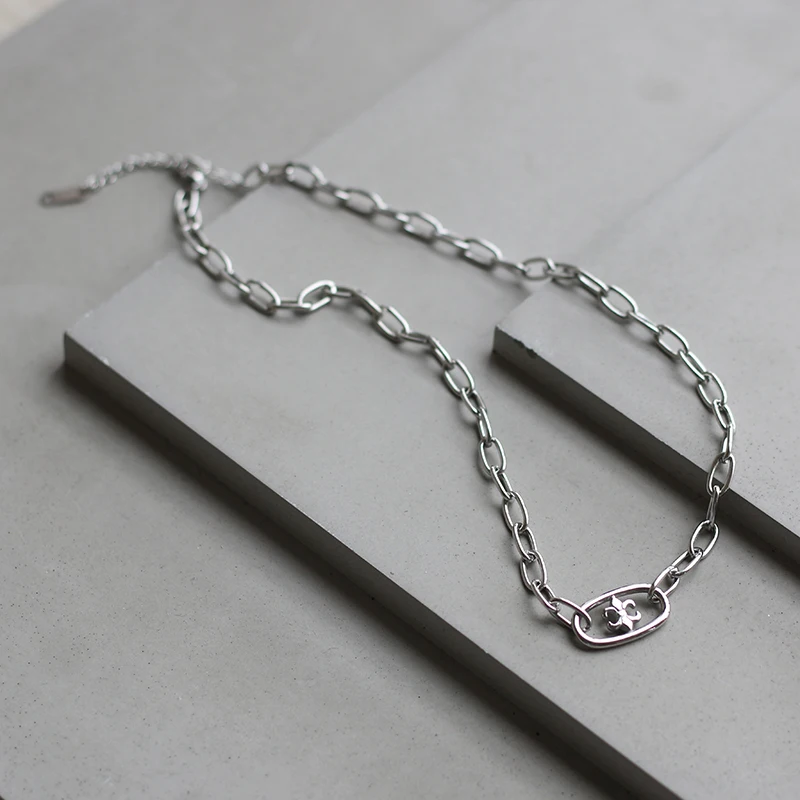 

New Arrival Women Jewelry Paperclip Chain Hypoallergenic Stainless Steel Silver Square Flower Pendant Necklace
