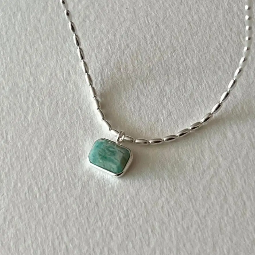

VIANRLA 925 Sterling Silver Necklace Green Stone Pendant Silver Chain Necklace For Women Jewelry Wholesale