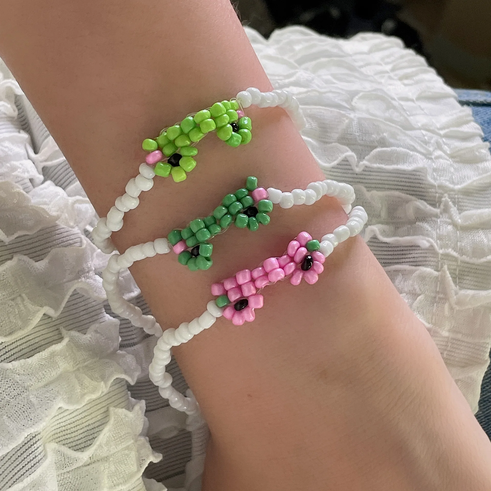 

Creative Handmade Colorful Seed Bead Frog Bracelet Special Gift Colored Seed Beads Frog Head Bracelet For Kids