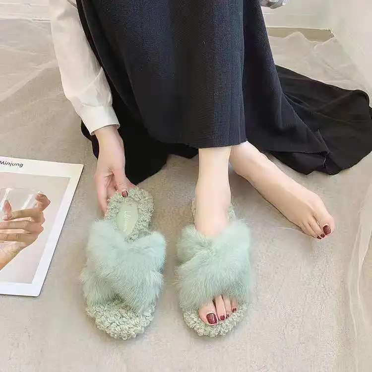 

Summer 2021 comfortable Fast delivery hairy 100% real fur custom cross band fur slippers wholesale fur slipper