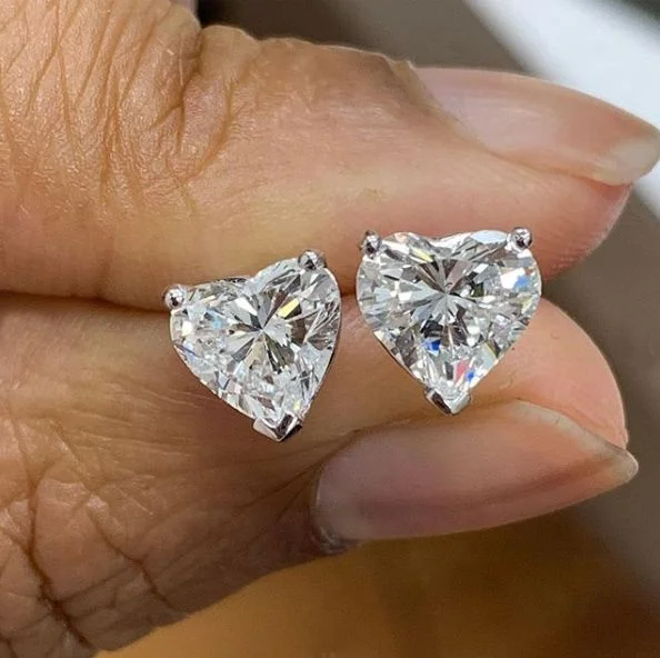 

Zuanfa 2.0ct DEF/VVS Heart Cut Moissanite Diamond 925 Sterling Silver Mini Stud Earrings