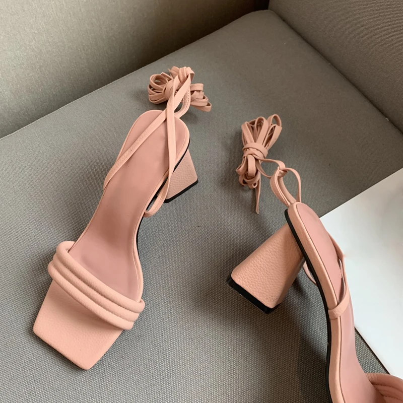 

2022 New Sexy Ankle Lace-Up Woman Sandals Summer Fashion Square Toe Chunky Heels Hollow Dress Ladies Shoes