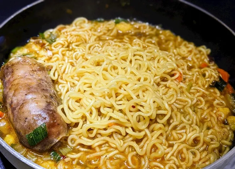 instant noodle 3.jpg
