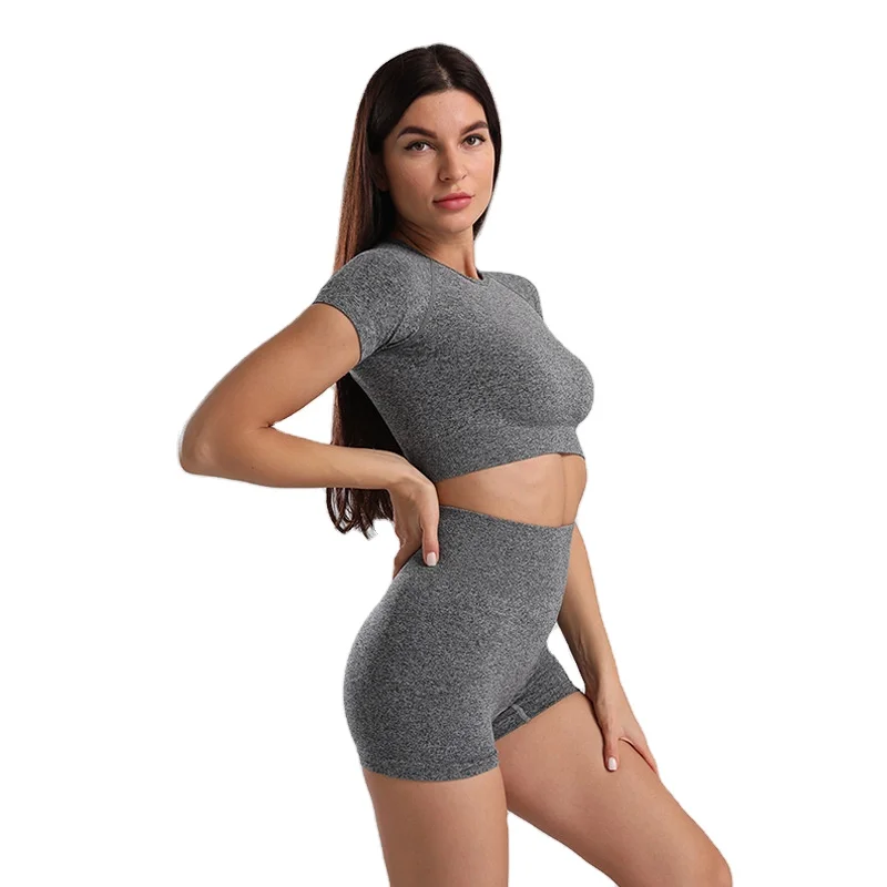 

Fashion Yoga Set Women Summer Sportswear Seamless Short Sleeves Yoga Tops Quick Dry Running Fitness Shorts 2 PCS Suit Wholesale