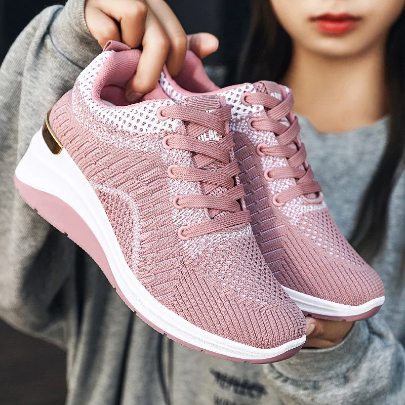 

2023 Breathable Female Casual Shoes Fashionable Ladies Walking Shoes Comfortable Women's sneaker