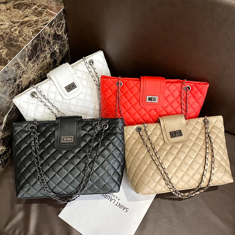 

Wholesale new fashion women's one-shoulder diagonal bag PU leather chain ladies hand bags