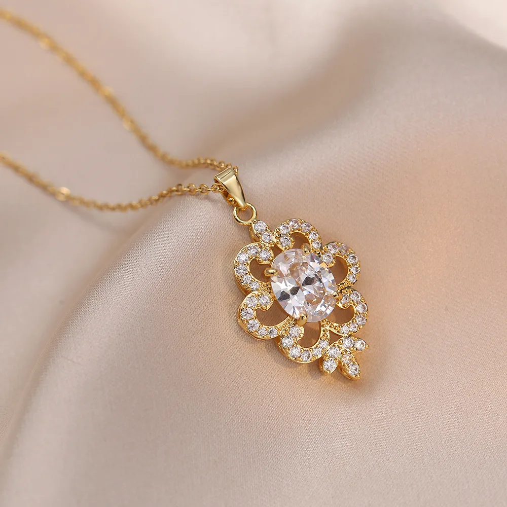 

Trendy Zircon Flower Gold Plated Dainty Stainless Steel Necklace Jewelry For Women