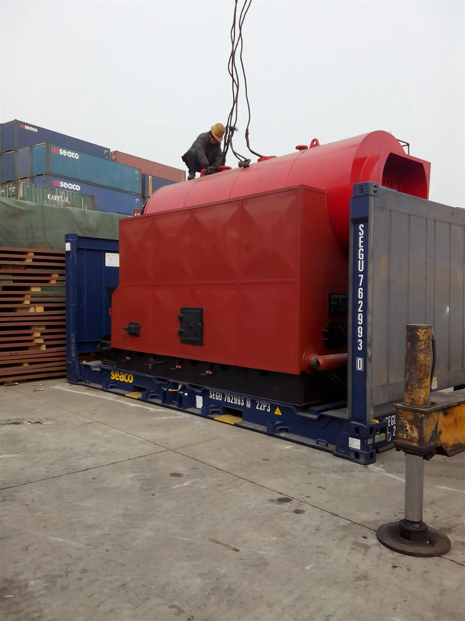 15 吨工业中煤燃油蒸汽锅炉供应商