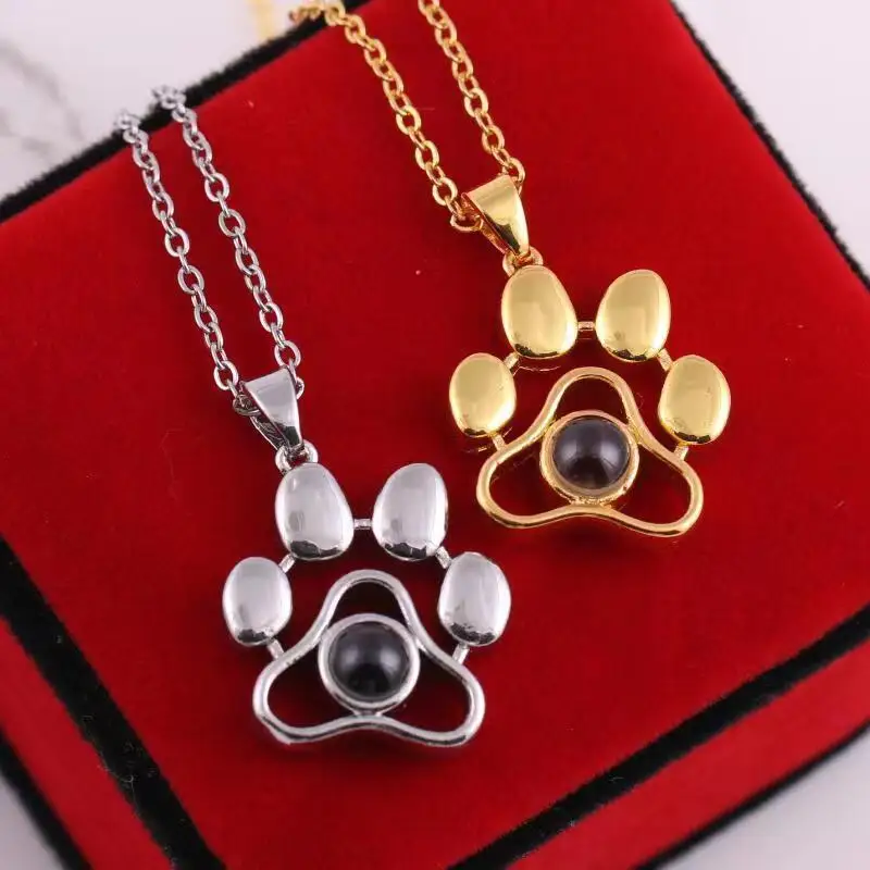 

Creative Animal Dog Footprint Pendant Necklace Simple Stainless Steel Cat Paw Pendant Necklace Unisex