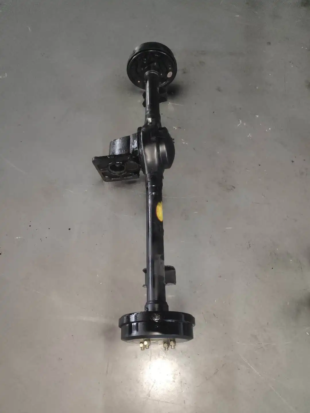 rear axle.jpg