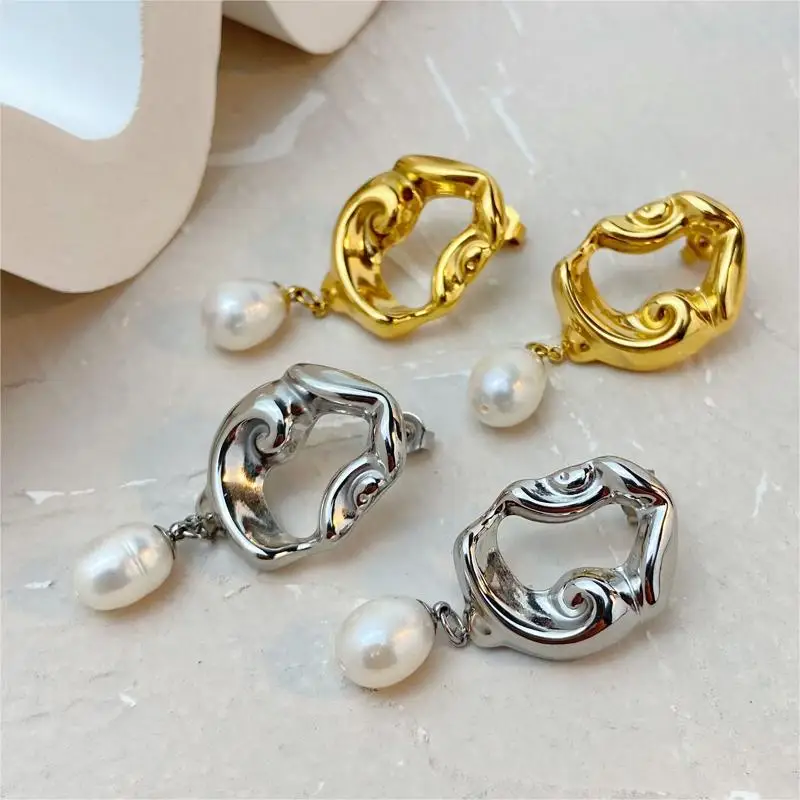 

Symmetric geometric texture freshwater pearl earrings jewelry stainless steel gold-plated pearl pendant lava earrings