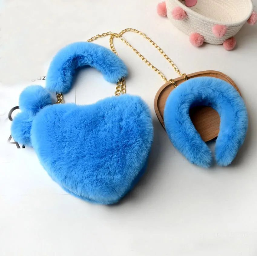 

Winter Soft Furry Faux Women Handbag Sets Peach Heart Purse with Big Size Furry Headband Fur Purse And Big Headband For Women, Black,white...