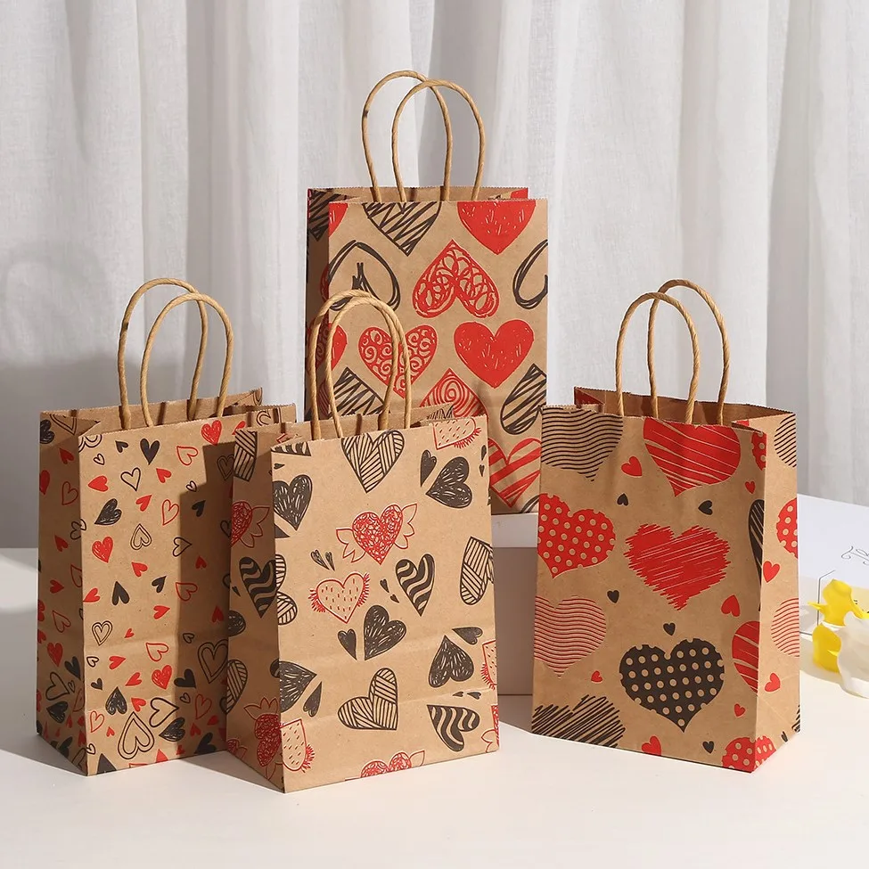 

Factory Direct Supply Valentine's Day Gift Portable Packaging Bag Love Heart Kraft Paper Bag