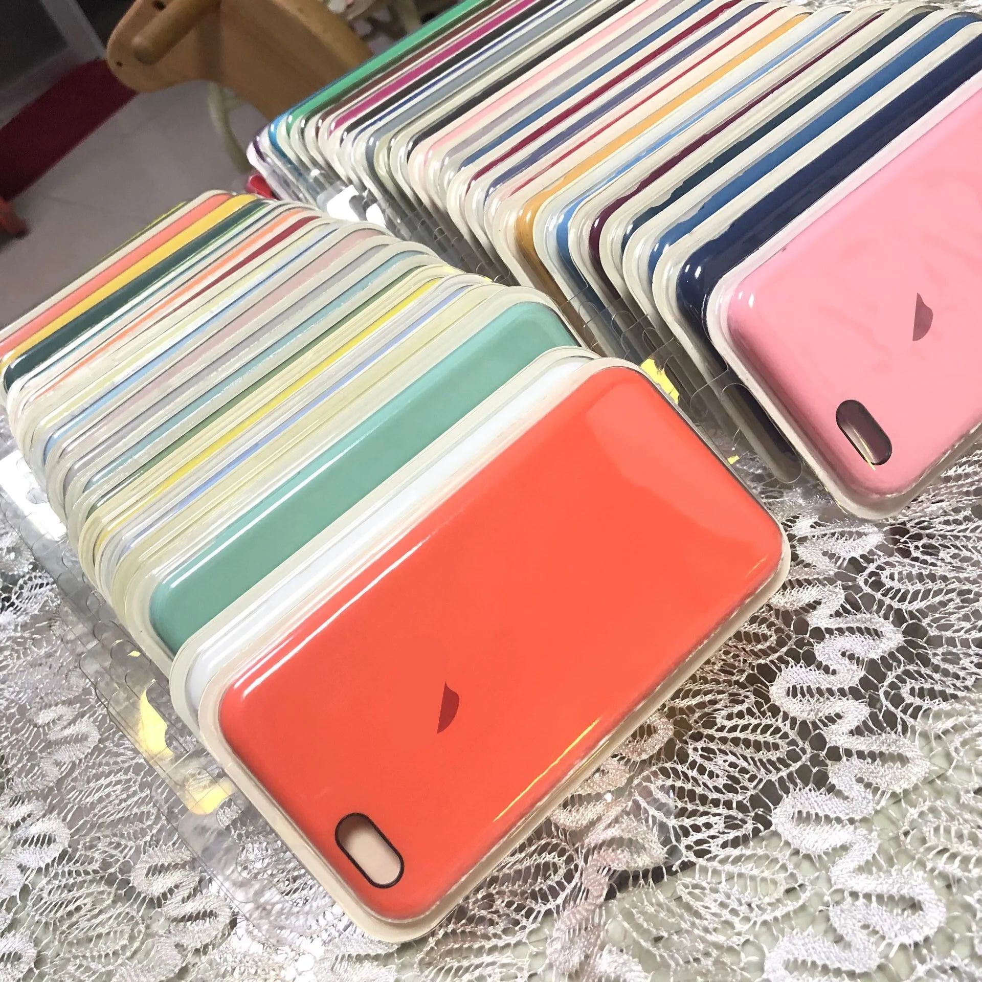

Official Original Liquid Silicone with LOGO Case for Apple iphone 11 pro max 6 6s 7 8 plus se 2020 X XR XS MAX soft cover, 63 colors