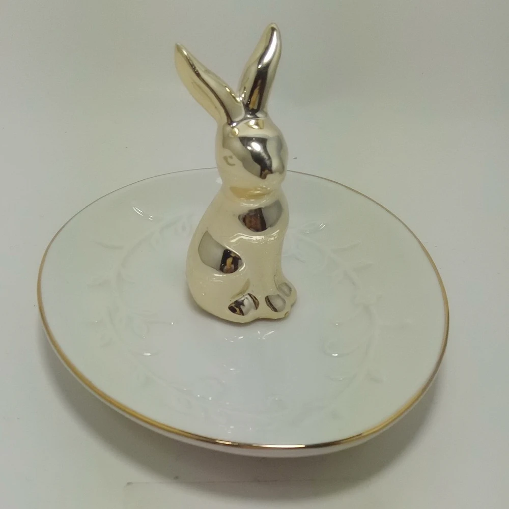 

Wholesale Bonnie Rabbit Cartoon Animals Porcelain Ring FUll Gold Plating Round Dish Ceramic Jewelry Tray