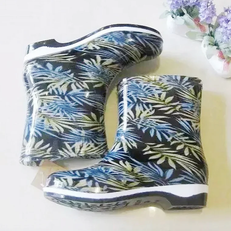 

wholesale high quality nice price Fashion Pattern women waterproof rain shoes boots