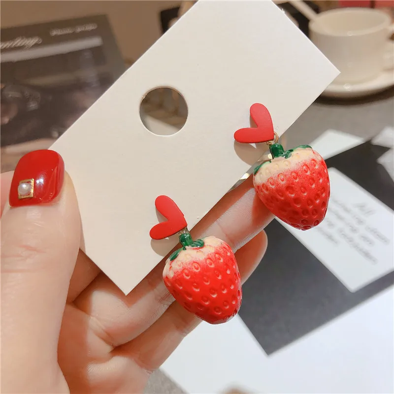 

fashion trendy women red resin straberry earrings