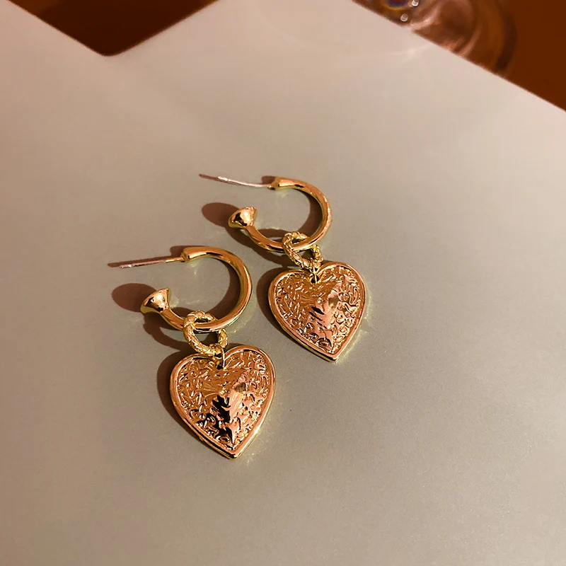 

2021 fashion women luxury jewelry heart drop cz earrings