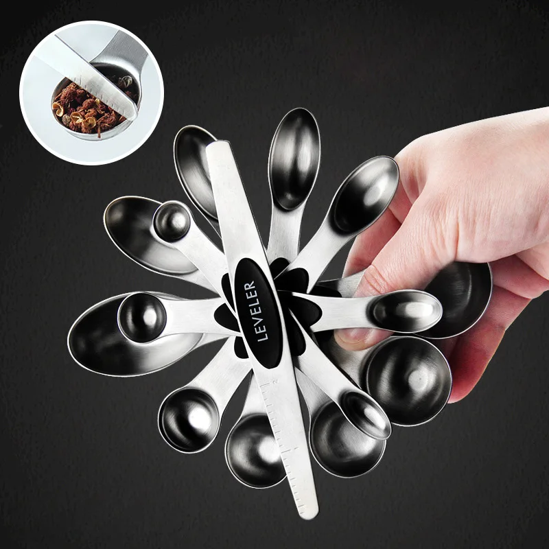 

new products 2022 8PCS Magnetic Measurement Tablespoon for Dry and Ingredients Flatware Double Head Measuring Spoon, Silver