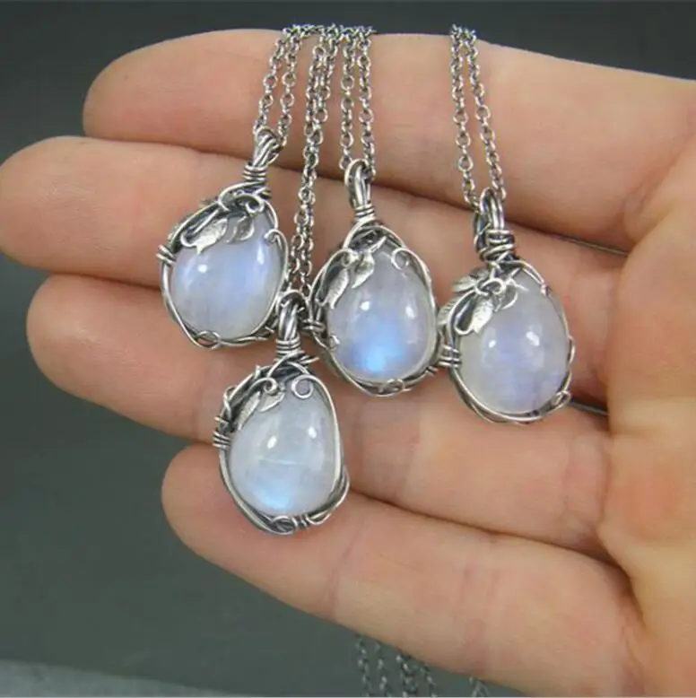 

Boho Vintage Interwine Moonstone Stone Pendant Necklace Jewelry, Picture show