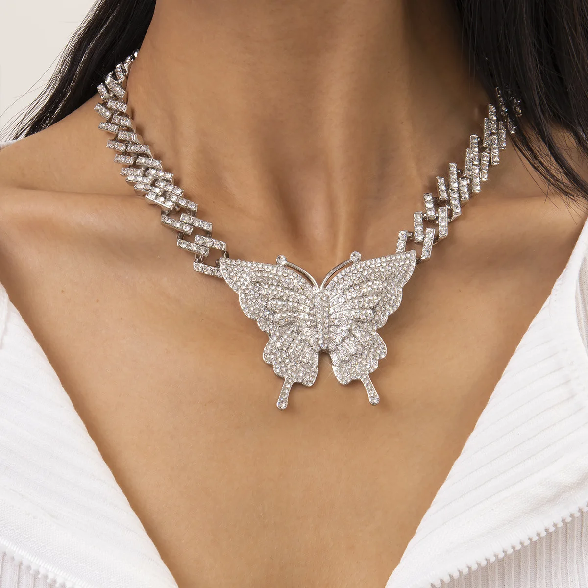 

JJ117 Hip hop large Cuban link chain iced out pendant women crystal butterfly necklace
