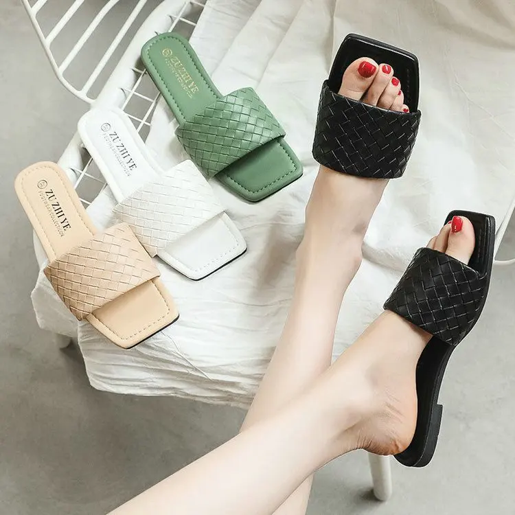 

1.66 Dollar Model SWB010 Slipper Ready Stock Fast Ship Complete Colors For women's slipper sandals