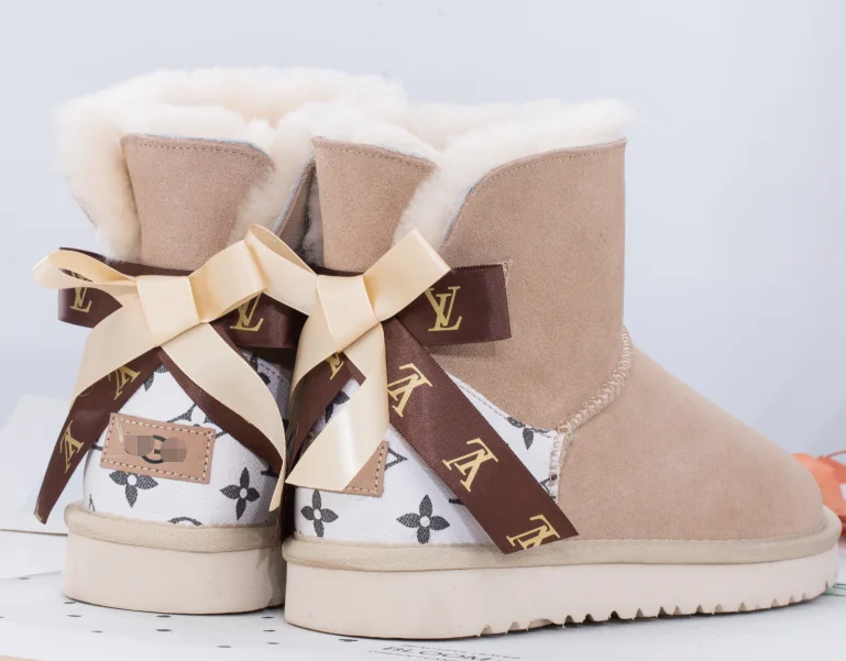

New style wholesale furry winter warmth waterproof sheepskin fur ladies snow boots ladies girls babies children