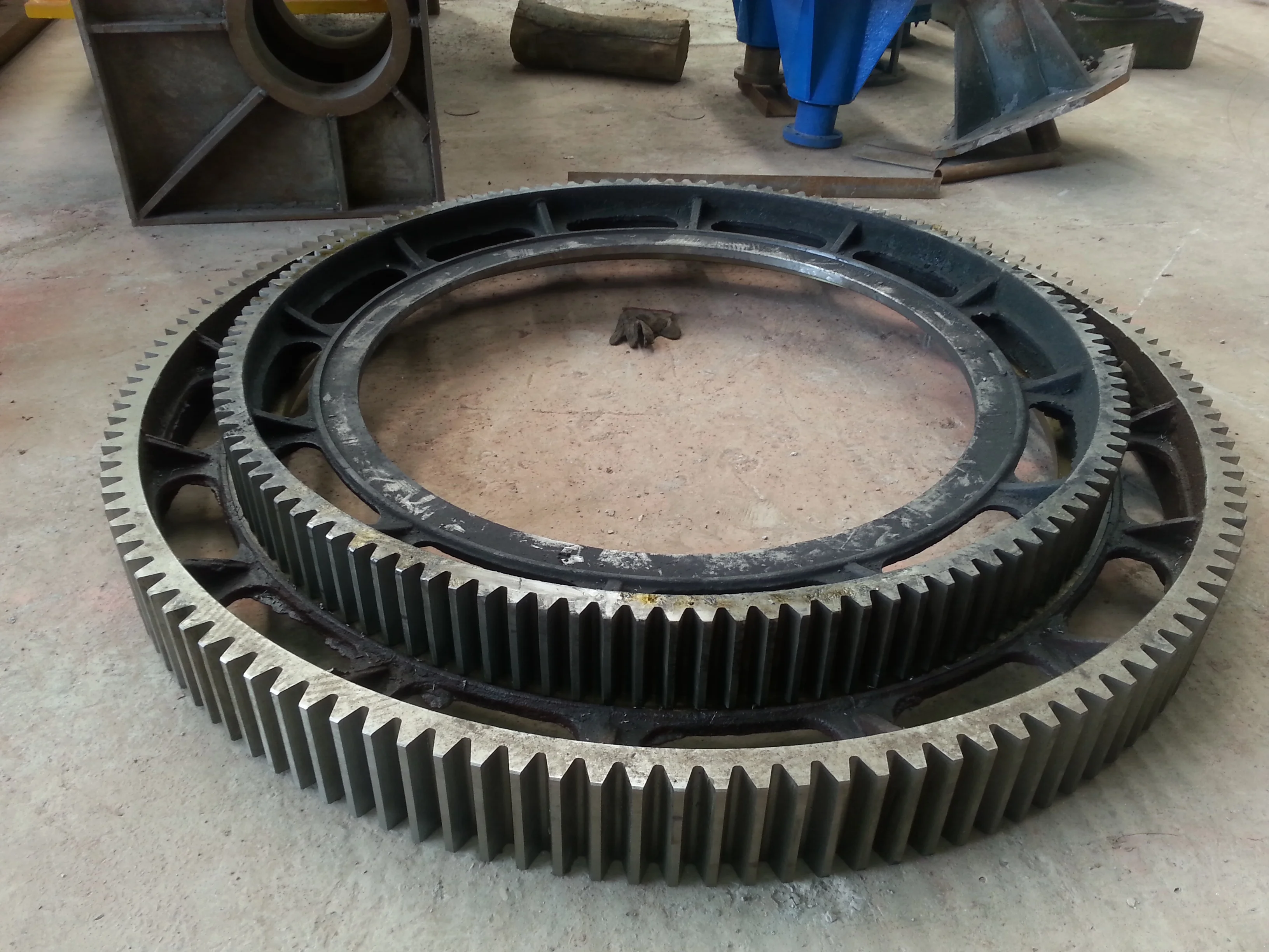 
OEM Large Diameter Girth Gears and Pinion for Rotary Kilns / Grinding Mills /Large Rotating Equipment 