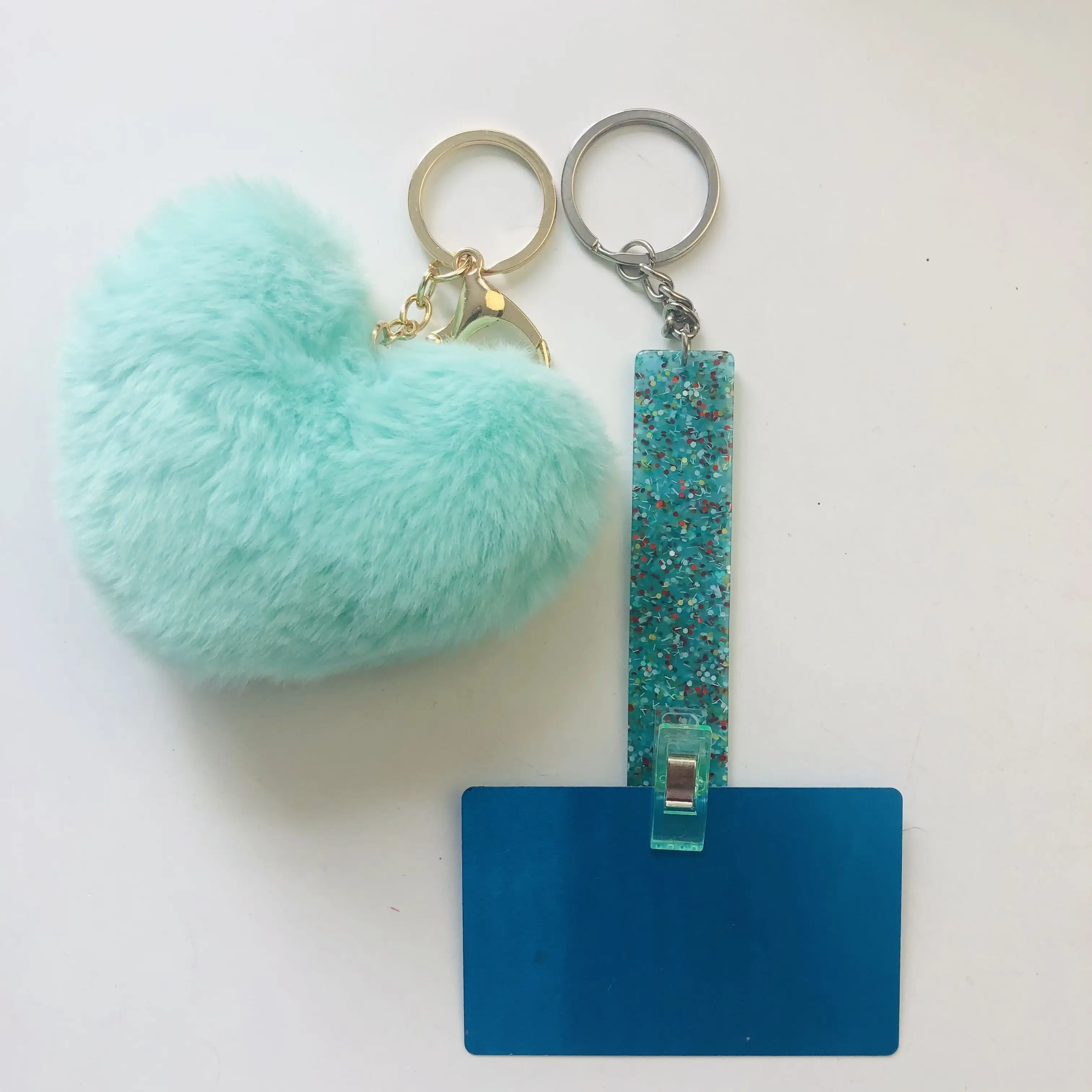 

Wholesale Acrylic Plastic stick Material Card gripper Custom Long Nails Cute Credit Card Holder Puller keychain with clip, Colorful