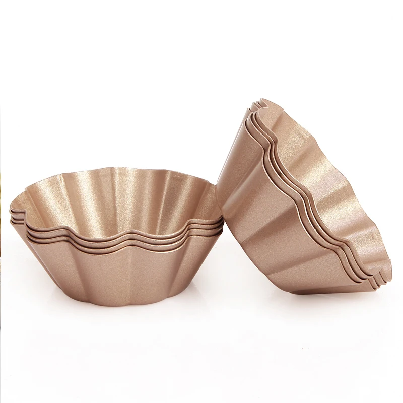 

CHEFMADE Mini Pudding Pan Set 3 Inch 4Pcs Flower-Shaped Non Stick Carbon Steel Pie Bread And Cake Bakeware Tart Pan, Champagne gold