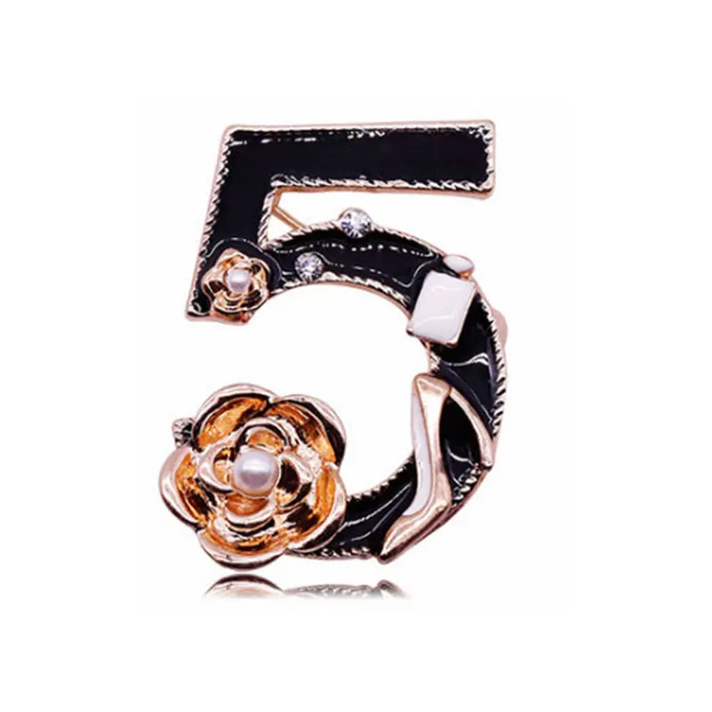 

Simple enamel cc number 5 brooch female fashion pin coat pin skirt skirt corsage g Brooches jewelry wedding