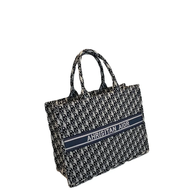 

Female Korean Version Embroidered Large Bag Women's Bag Leisure Trend Tote Bag
