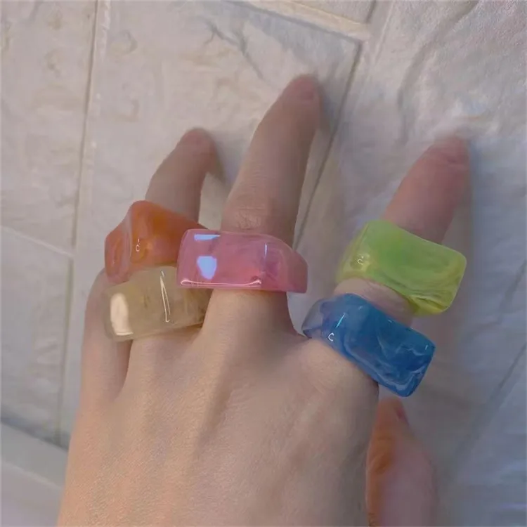 

Chic Color Acetic Acid Resin Women Jewelry Rings Acrylic Napkin Ring for Woman Finger Accessories