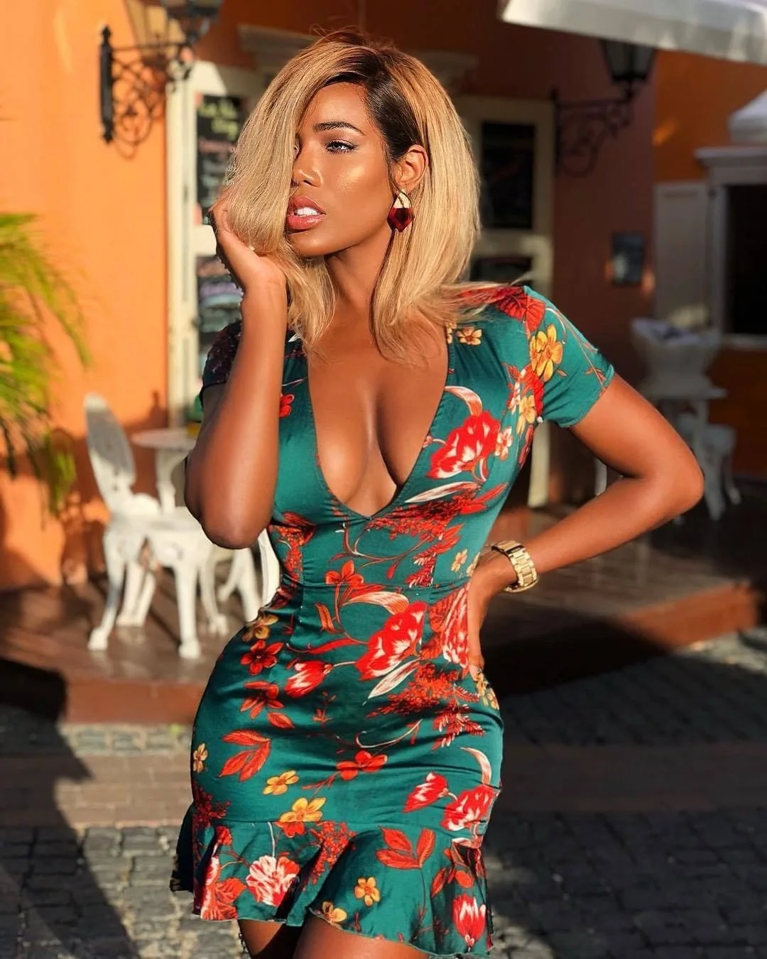 

YP194 2021 Summer Roupas Femininas Sexy Deep V-neck Short Sleeve Floral Print Flounced Bodycon Mini Dress Women Casual Dresses
