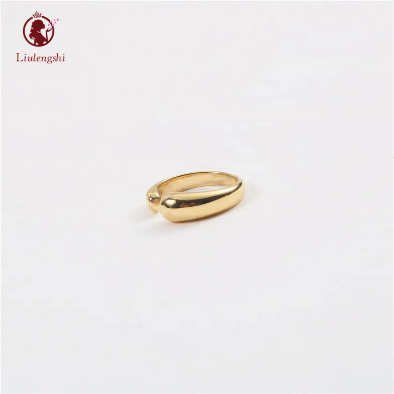 

Simple Trend Unisex Stainless Steel Smooth Waterdrop Rings Temperament Gold Adjustable Irregular Ring