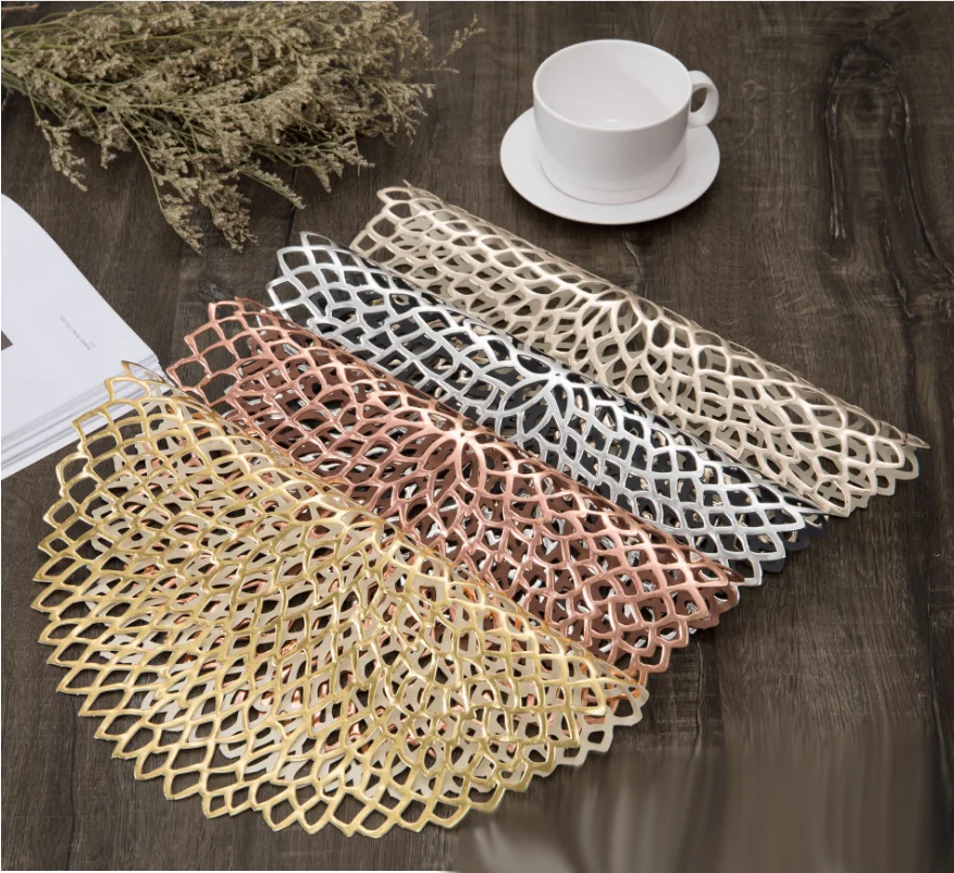 

Heat-resistant Table Mats golden PVC kitchen Placemats Woven Vinyl Place Mats for Dining Table Mills Pressed Vinyl Placemat