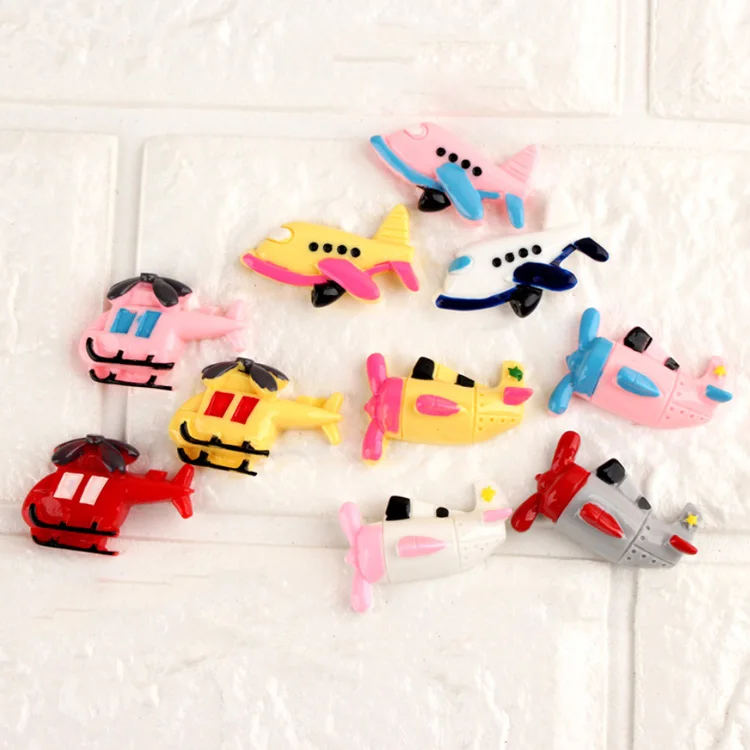 

yiwu wintop airplane helicopter bomber design keychain diy accessories flat back resin charms for decoration
